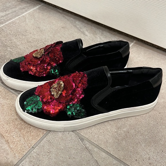 Steve Madden Sneakers - Picture 3 of 7